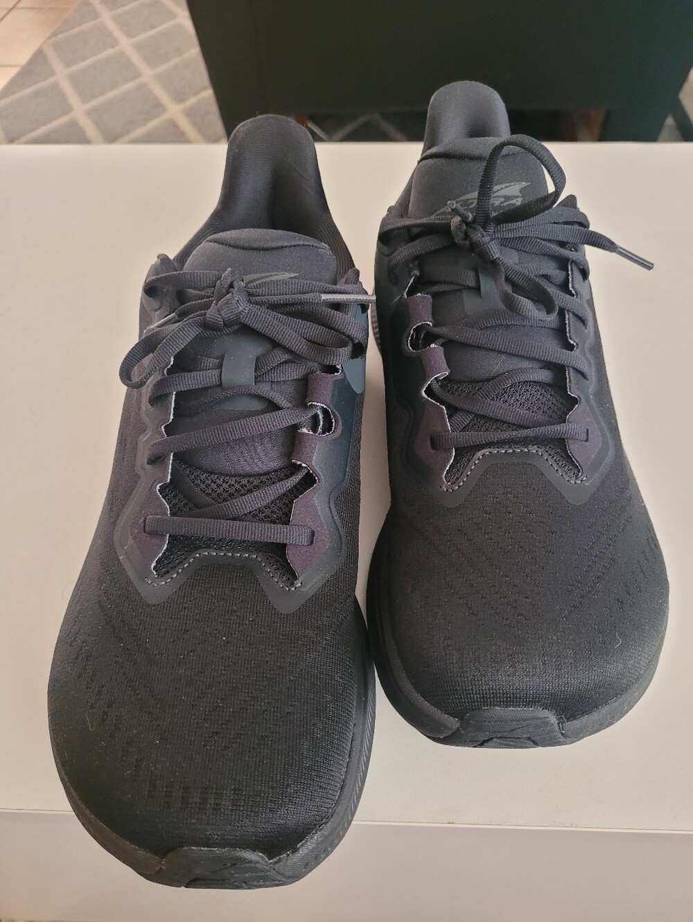Altra experience flow 2 in black